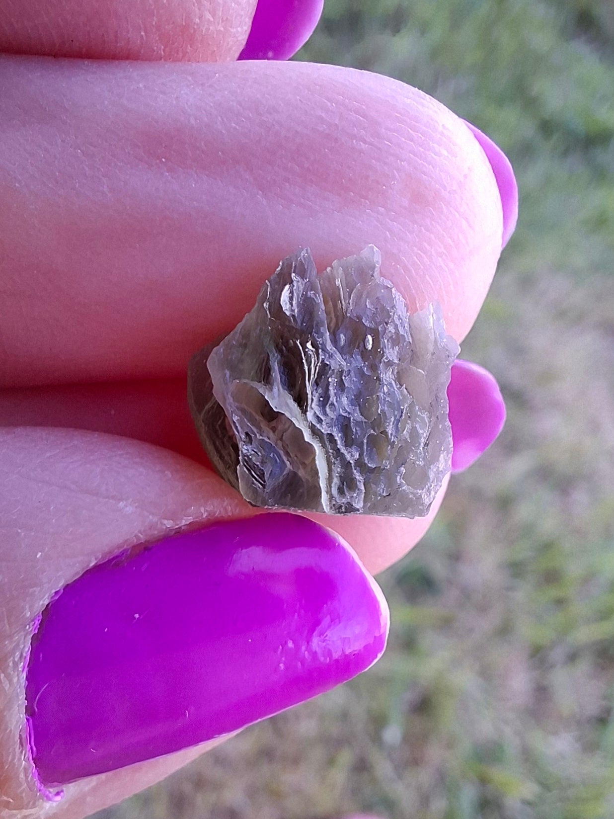 Moldavite Piece, 0.85g, Tektite (Ref: 1462)