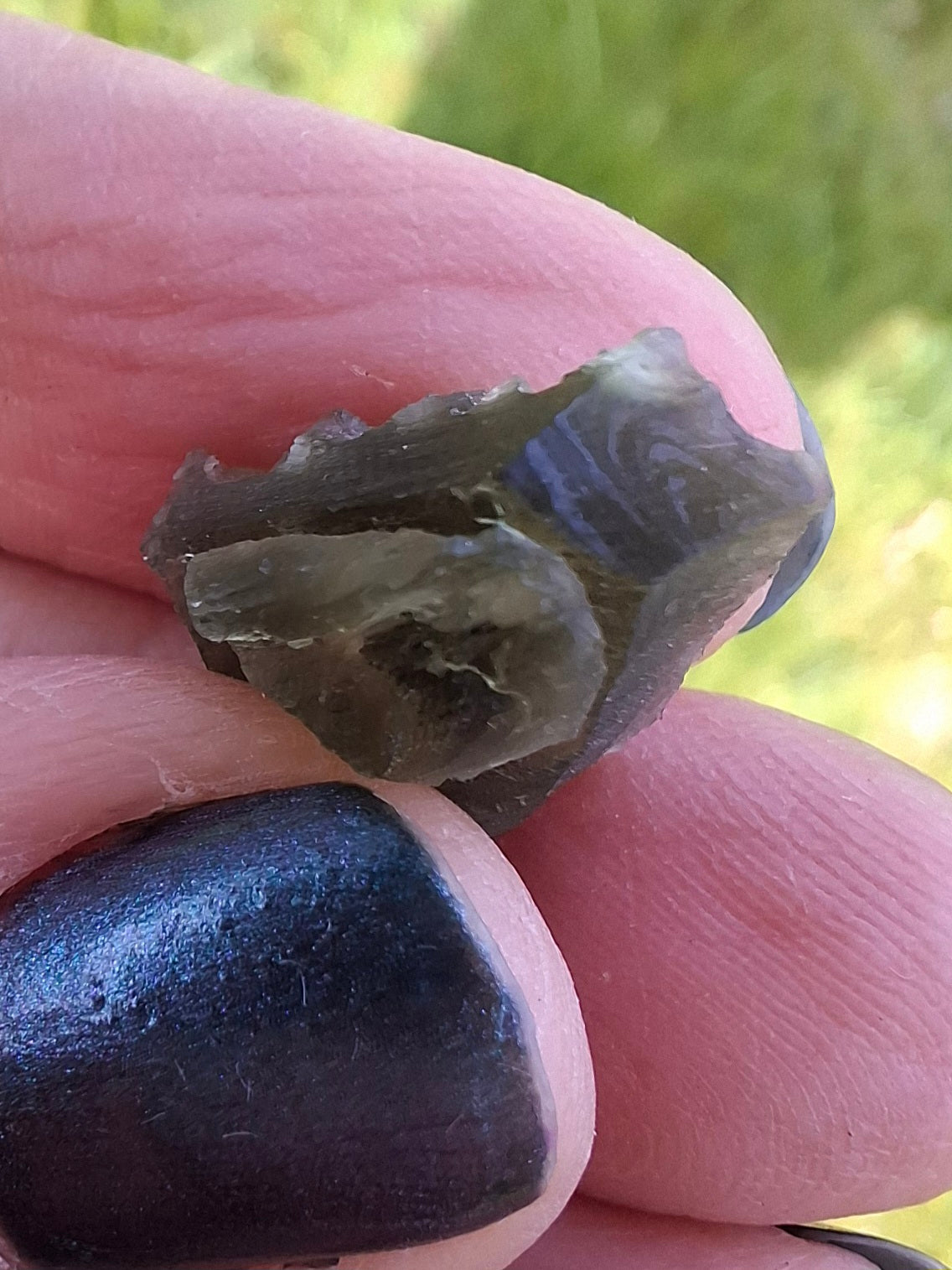 Moldavite Piece, 1.65g, Tektite (Ref: 1387)