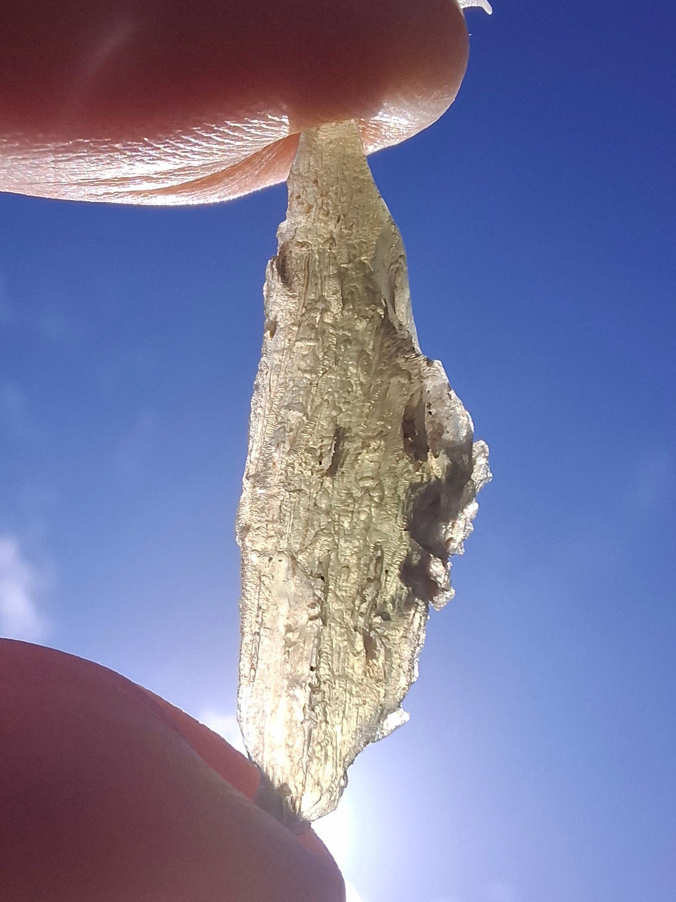 Moldavite Piece, 0.83g, Tektite (Ref: 1362)