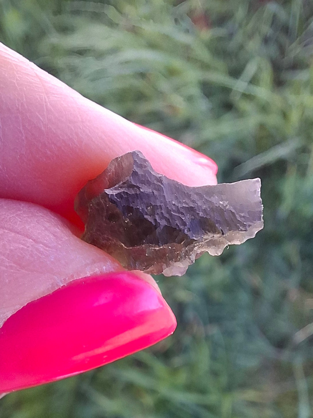 Moldavite Piece, 0.86g, Tektite (Ref: 1406)