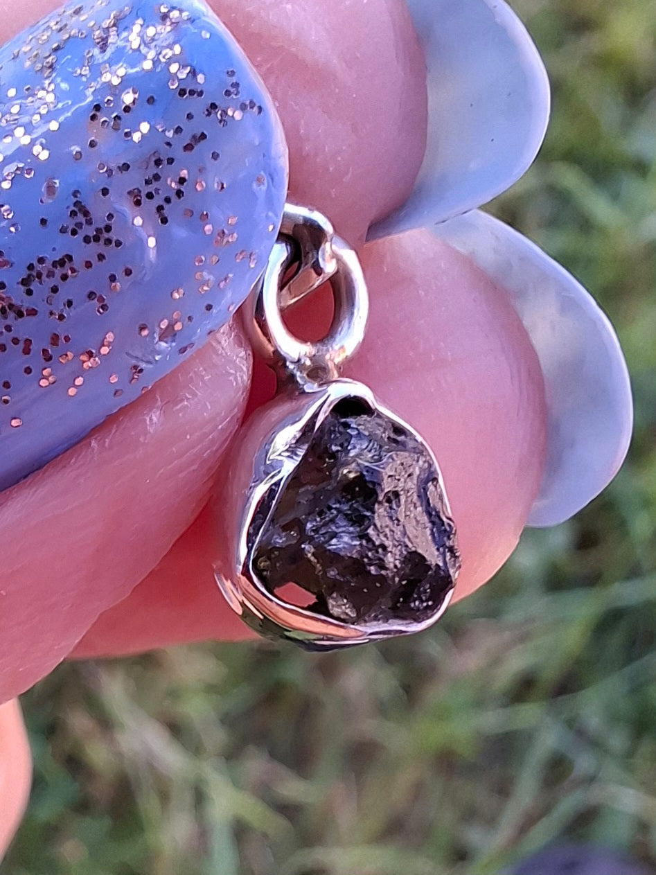 Moldavite Pendant, 925 Silver, Tektite (Ref: P96)