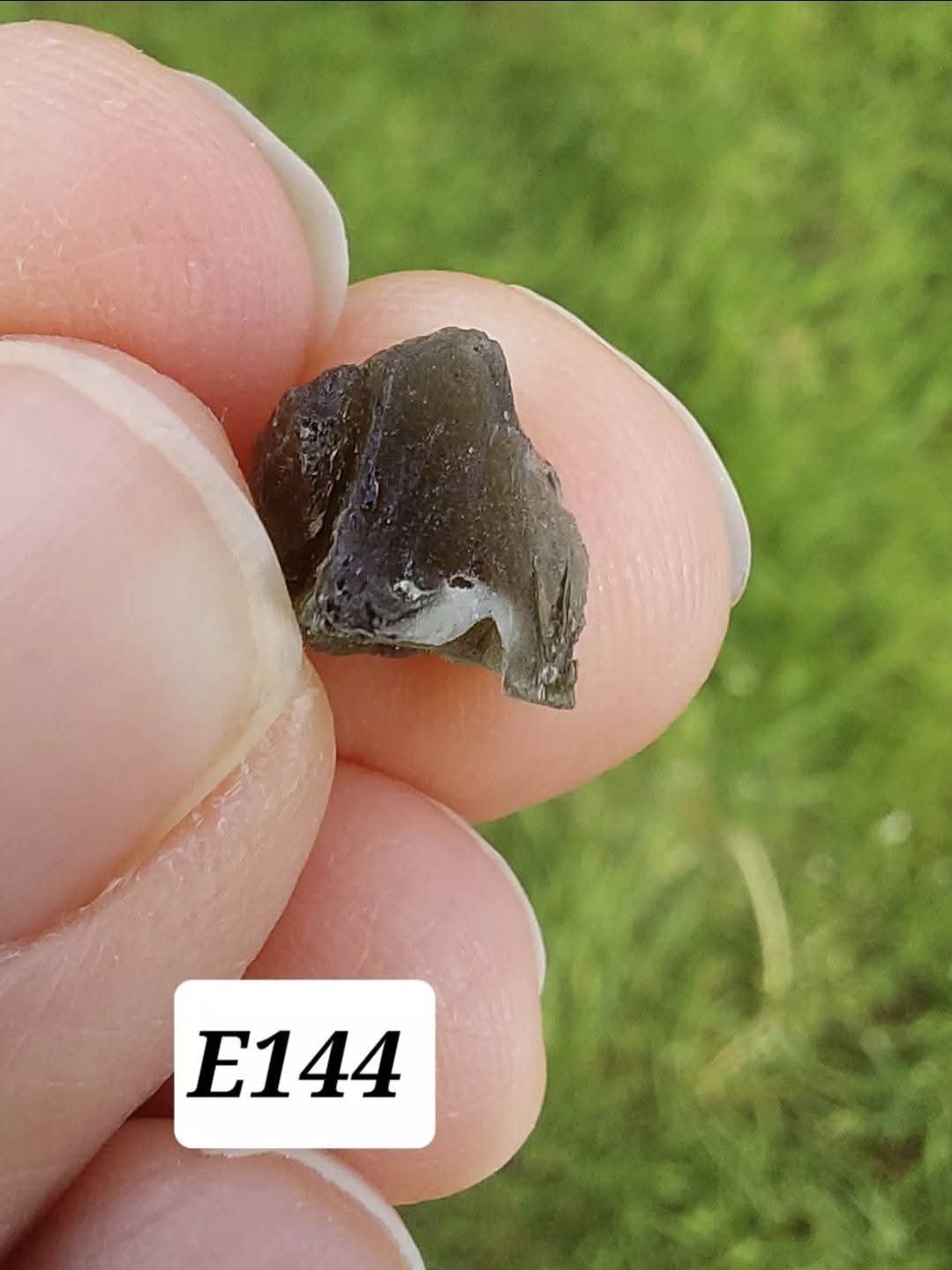 Moldavite Piece, 0.58g, Tektite (Ref: E144)