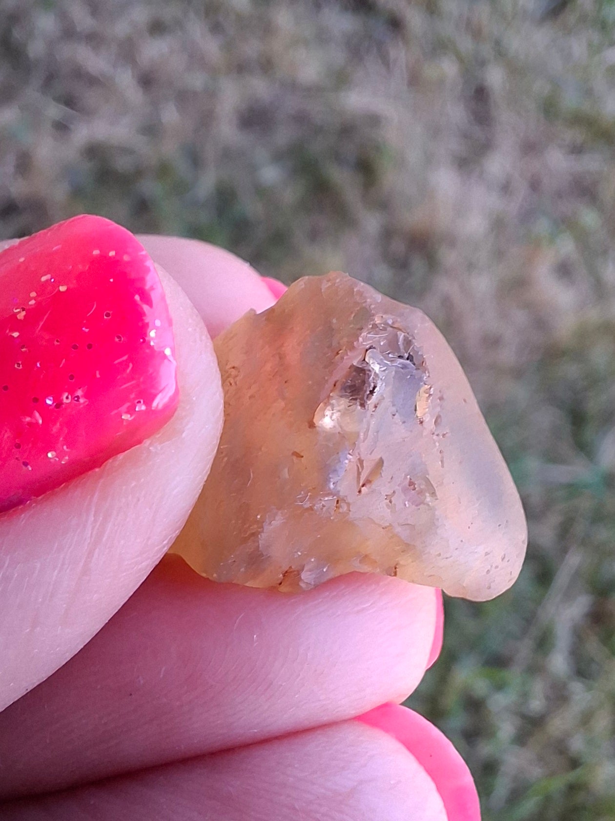 Libyan Desert Glass (darker) Piece, 3.72g, Tektite (Ref: L1378)