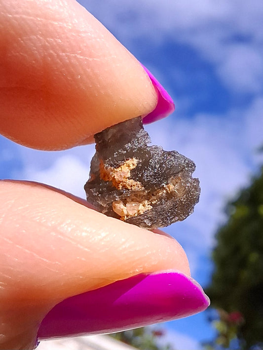 Moldavite Piece, 0.65g, Tektite (Ref: 1459)