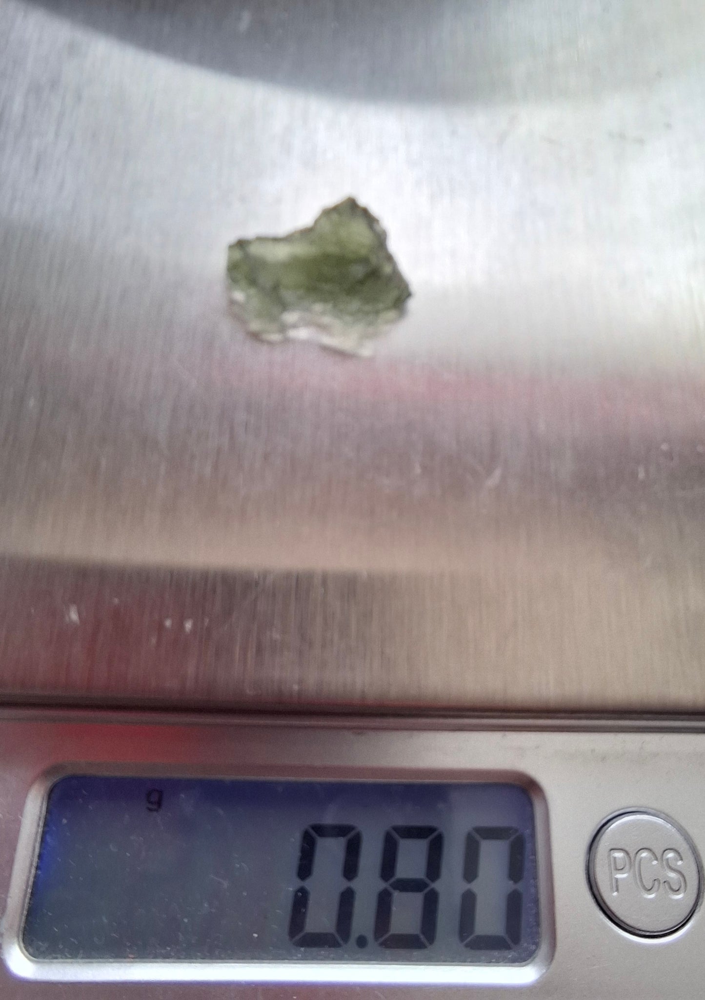 Moldavite Piece, 0.80g, Tektite (Ref: 1397)