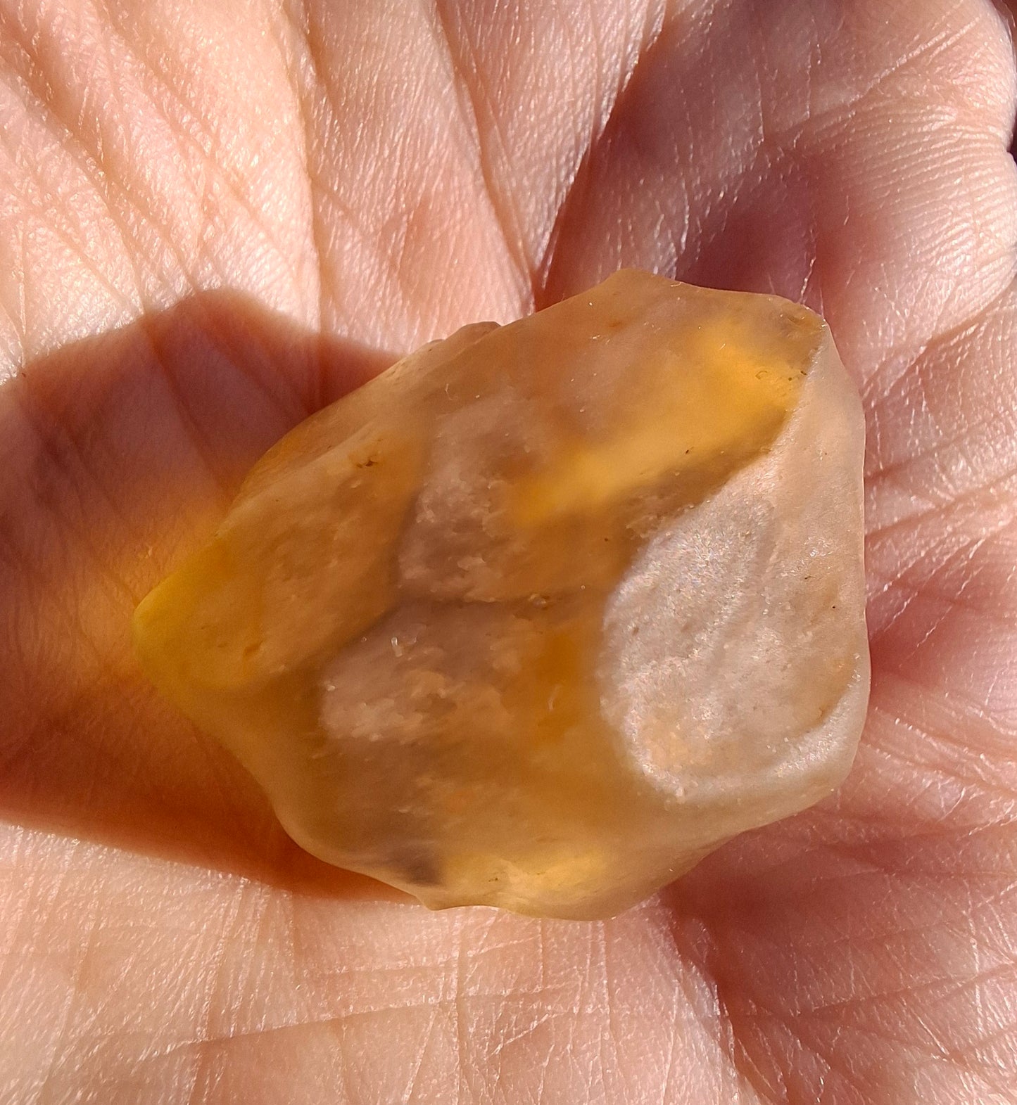 Libyan Desert Glass (darker) Piece, 10.32g, Tektite (Ref: L1376)