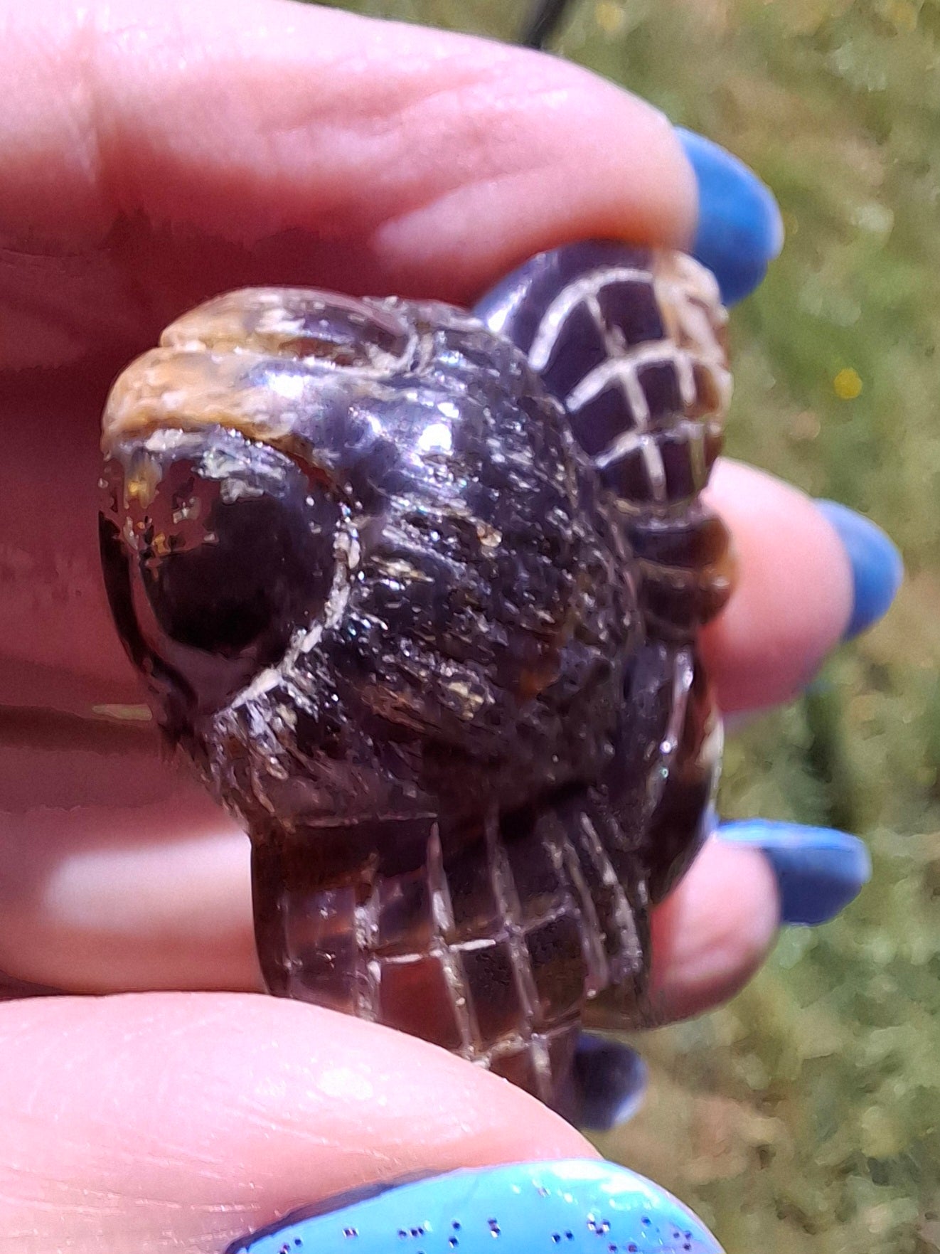 Red Amber Honey Bee Carving, 7.47g, Fossil (Ref: Bee37)