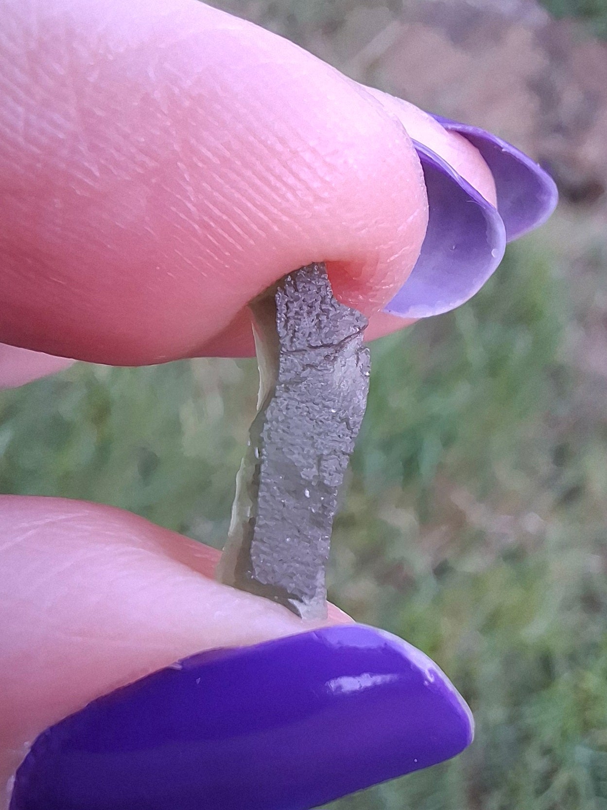 Moldavite Piece, 0.40g, Tektite (Ref: 1487)