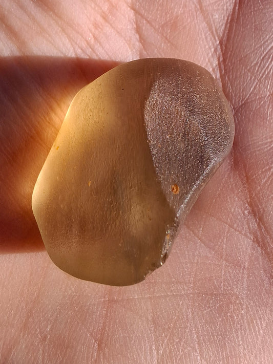 Libyan Desert Glass (darker) Piece, 9.54g, Tektite (Ref: L1371)