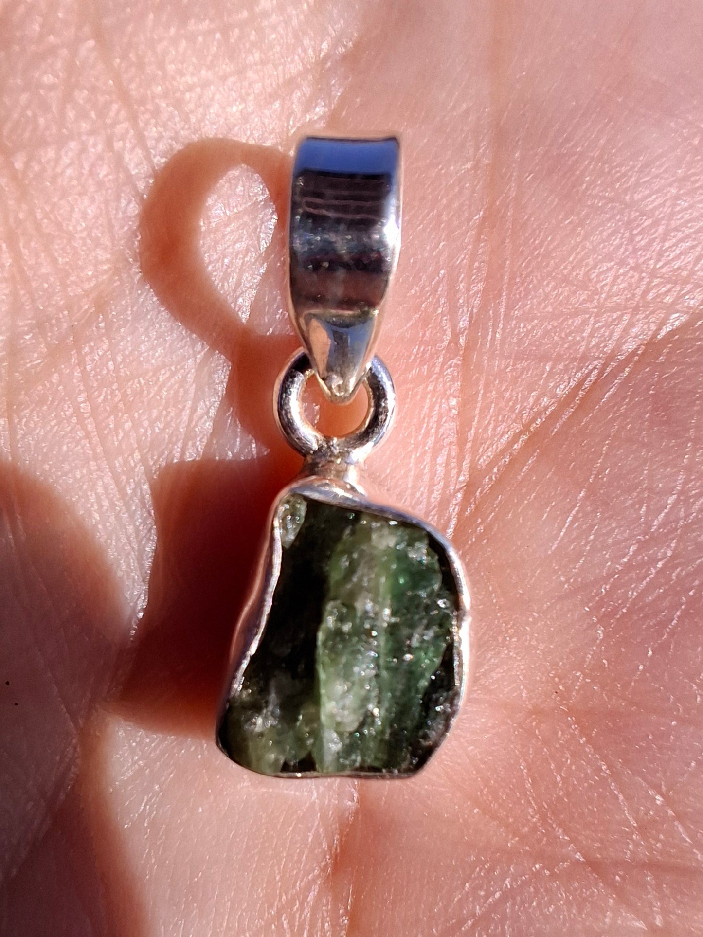Green Tourmaline Pendant, 925 Silver, Crystal (Ref: GT13)