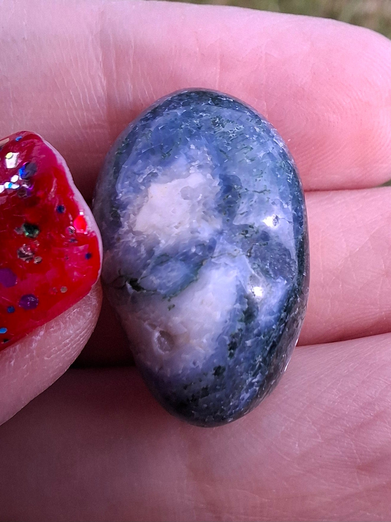 Green Moss Agate, Tumble Stone, Crystal (Ref: T168)