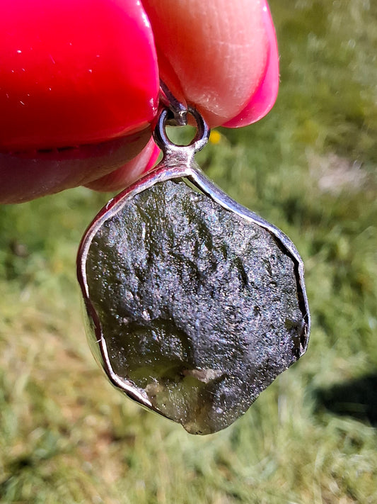 Moldavite Pendant, 925 Silver, Tektite (Ref: P436)