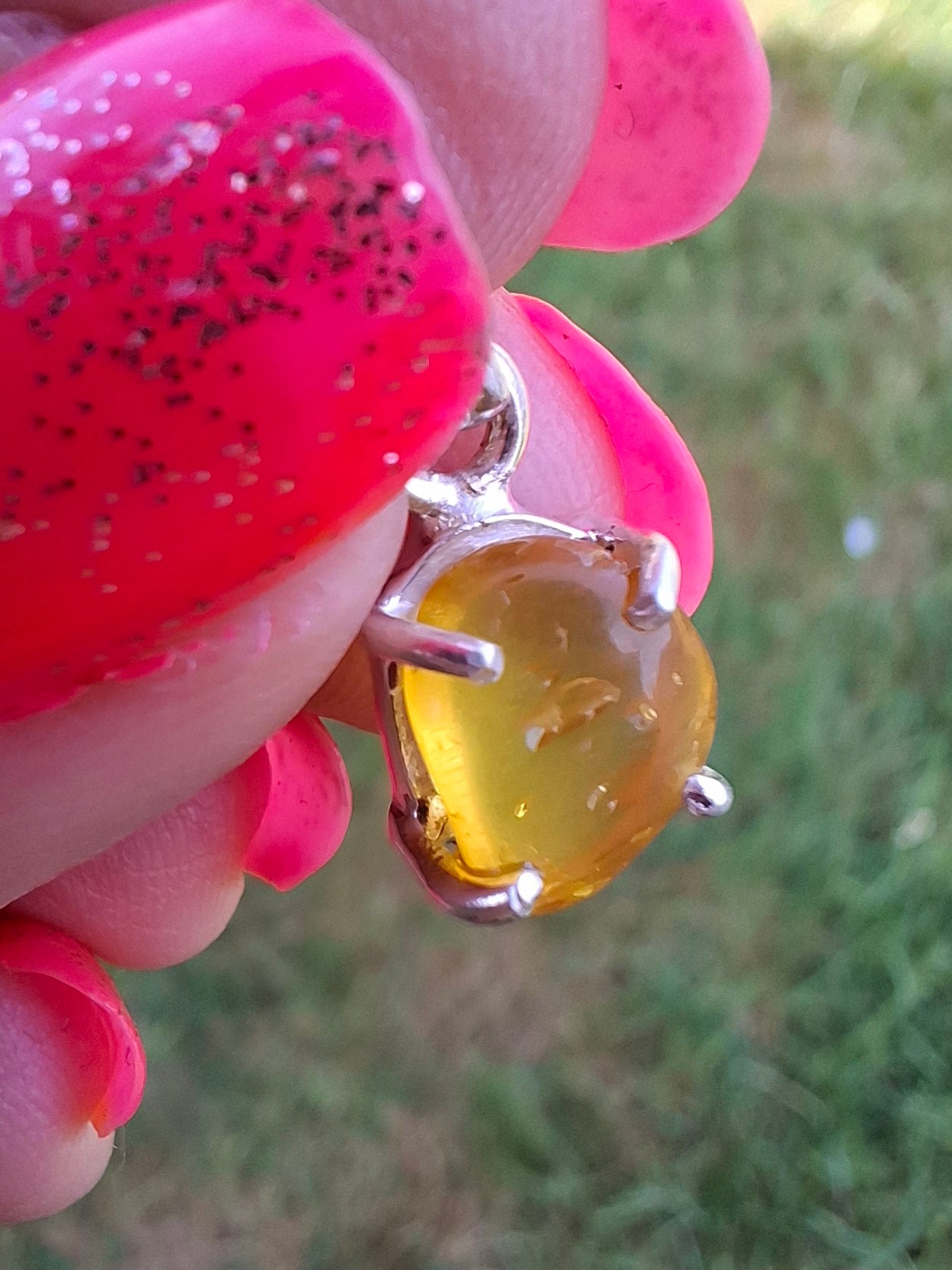 Baltic Amber Pendant, 925 Silver, Fossil (Ref: AP16)
