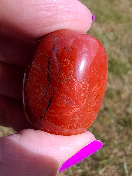 Red Jasper, Tumble Stone, Crystal (Ref: T89)