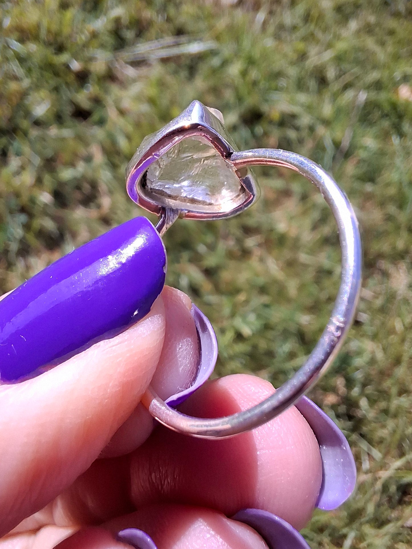 Libyan Desert Glass Ring, size large V, 925 Silver, Tektite (Ref: LR56)