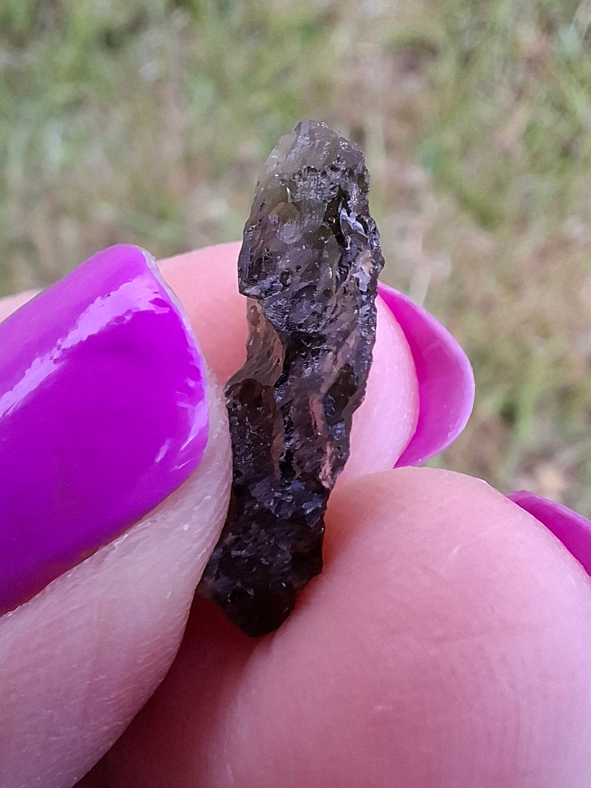 Moldavite Piece, 0.98g, Tektite (Ref: 1427)