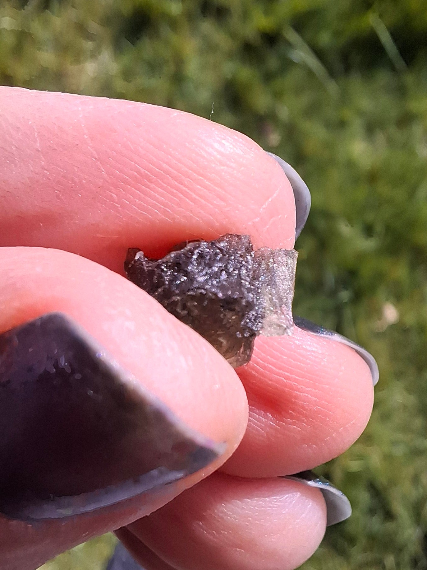 Moldavite Piece, 0.50g, Tektite (Ref: 1395)
