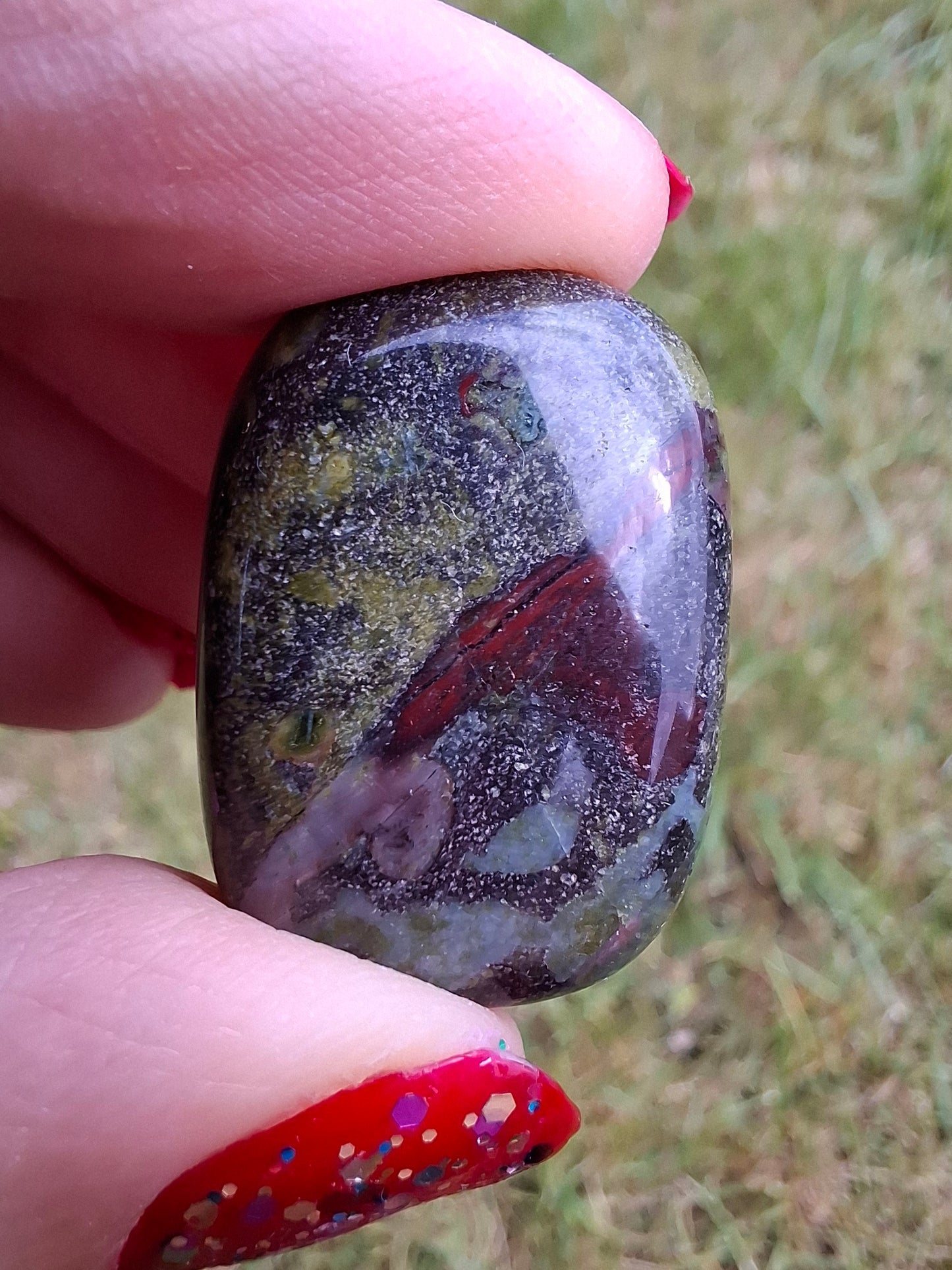 Dragons Blood Jasper, Tumble Stone, Crystal (Ref: T112)