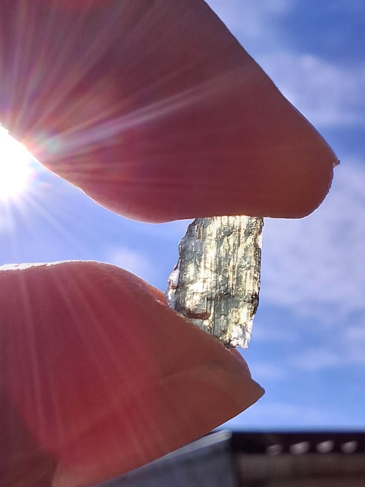 Moldavite chip Bundle, 1g, 4 pcs, Tektite (MB48)