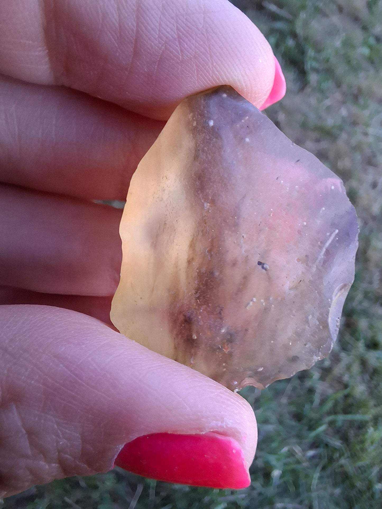 Libyan Desert Glass (darker) Piece, 12.00g, Tektite (Ref: L1377)