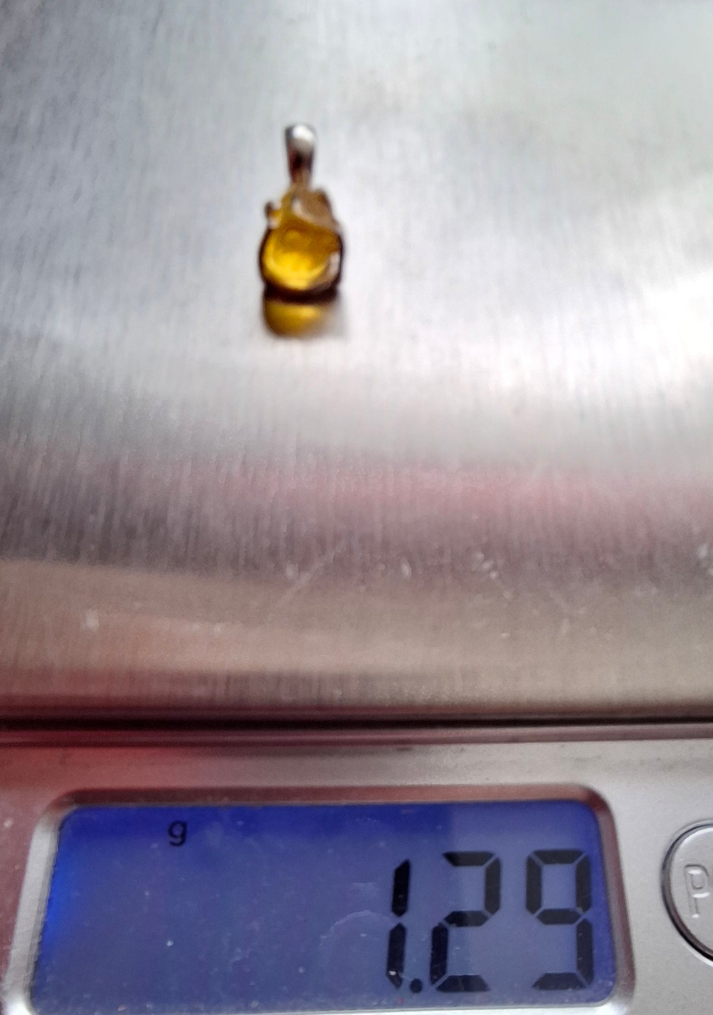Baltic Amber Pendant, 925 Silver, Fossil (Ref: AP25)