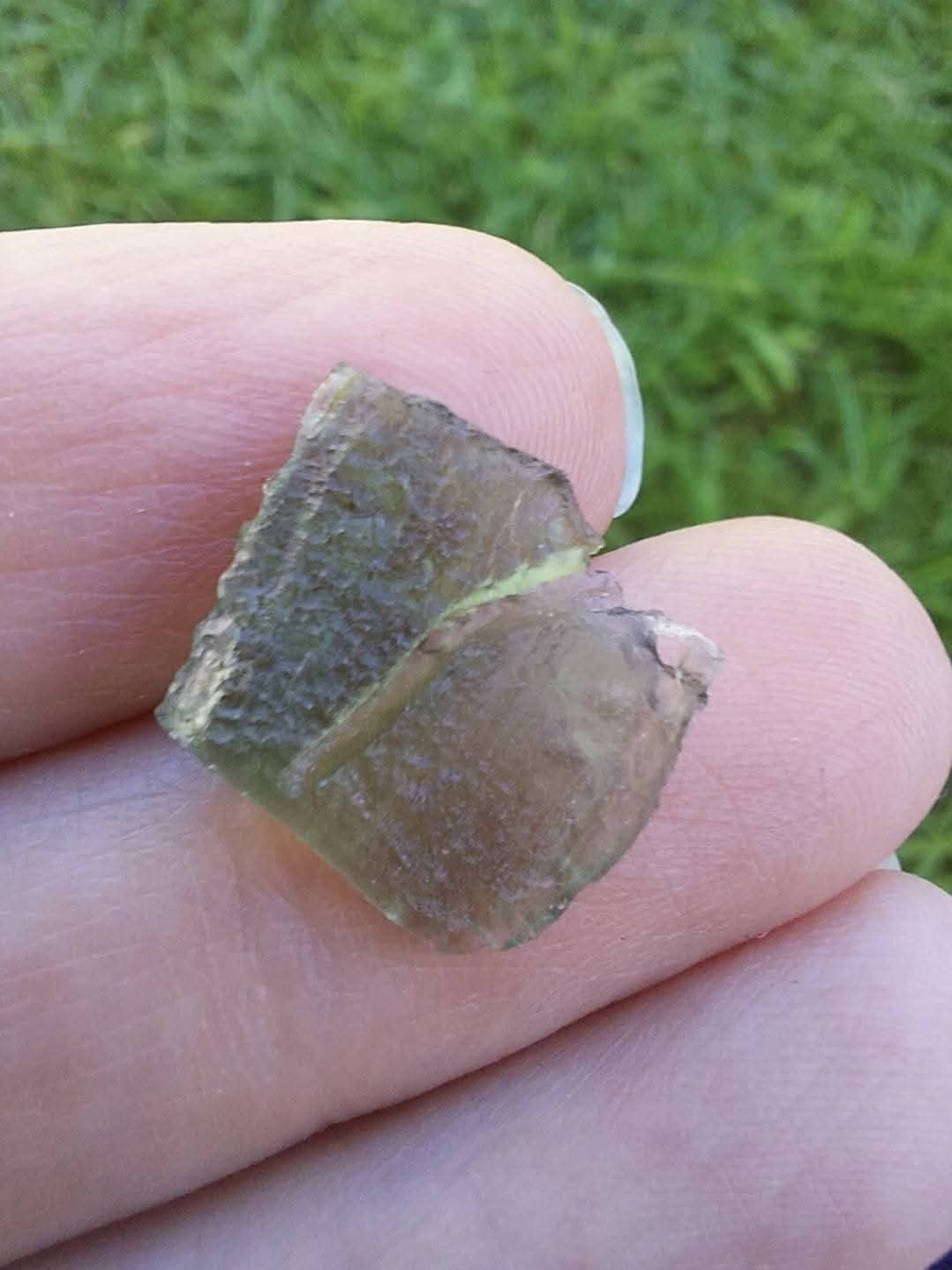 Moldavite Piece, 0.80g, Tektite (Ref: 872)
