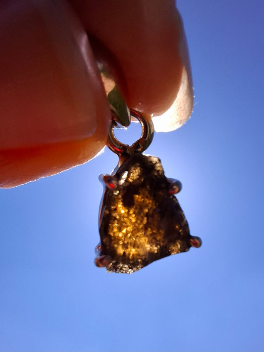 Moldavite Claw Pendant, 925 Silver, Tektite (Ref: P18)