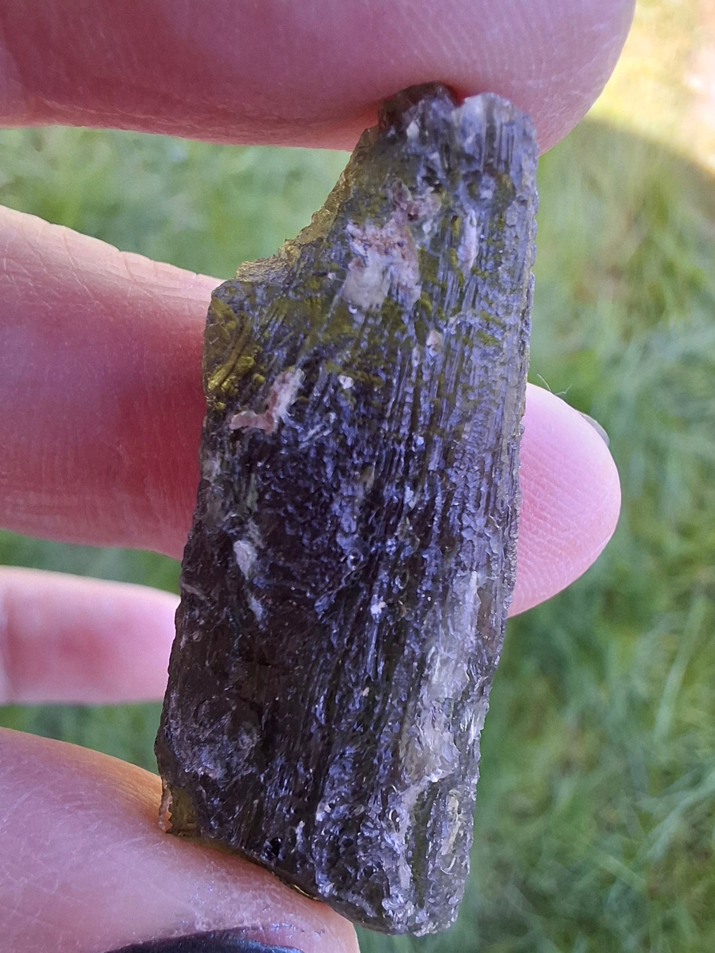 Moldavite Piece, NESMEN, 8.47g, Tektite (Ref: 1372)