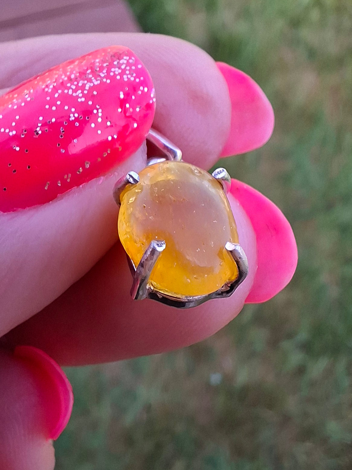 Baltic Amber Pendant, 925 Silver, Fossil (Ref: AP26)
