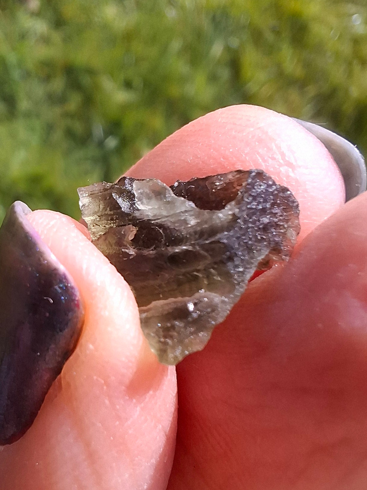 Moldavite Piece, 0.85g, Tektite (Ref: 1396)