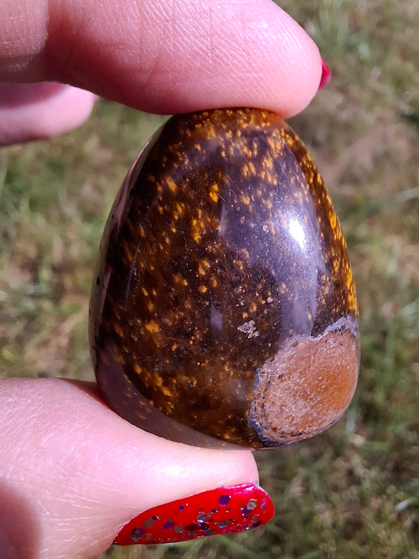 Tigers Eye, Tumble Stone, Crystal (Ref: T129)
