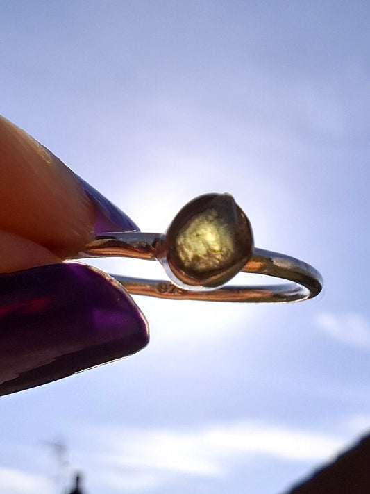 Moldavite Ring, size M, 925 Silver, Tektite (Ref: R31)