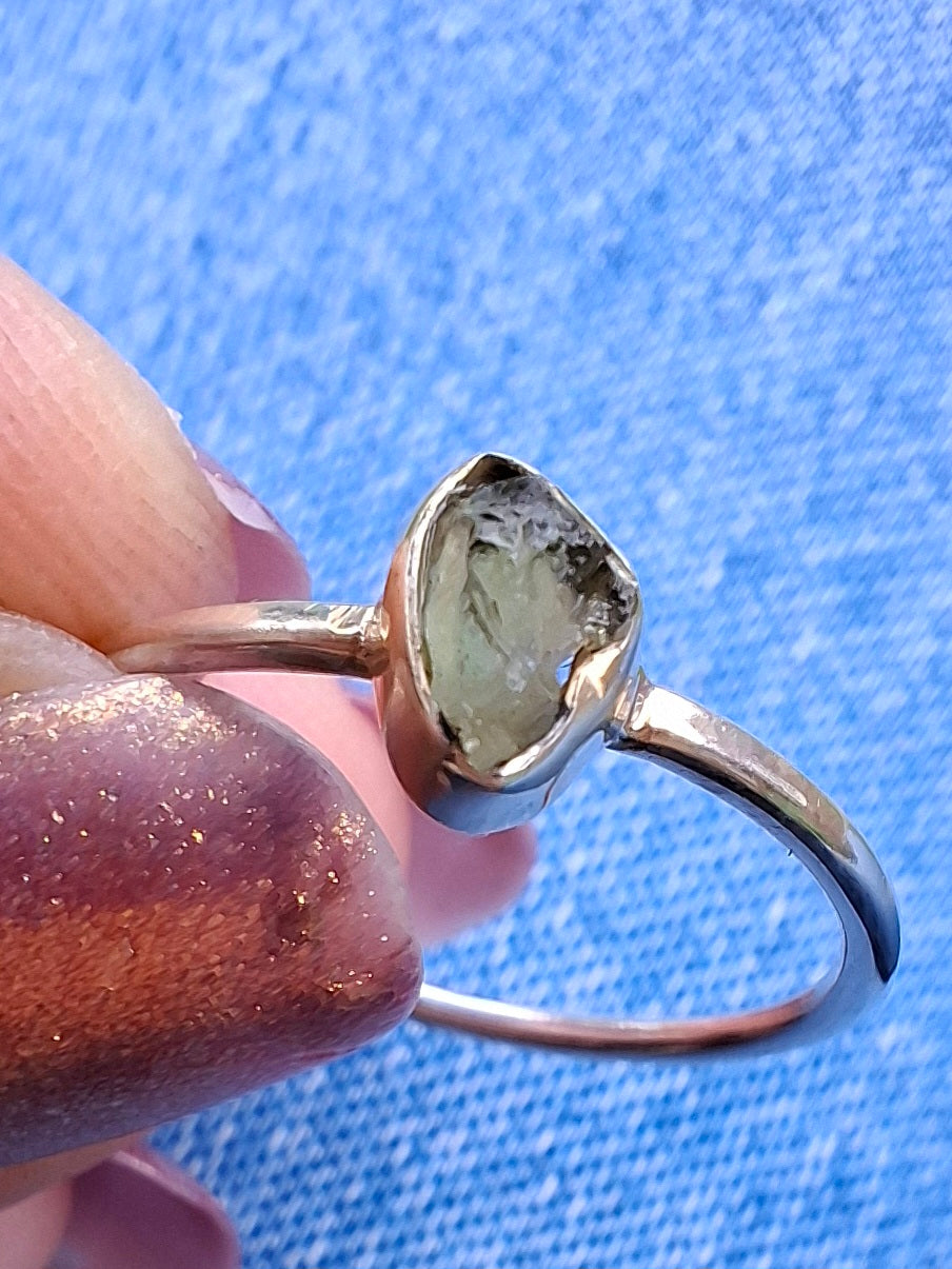 Moldavite Ring, size large M, 925 Silver, Tektite (Ref: R51)