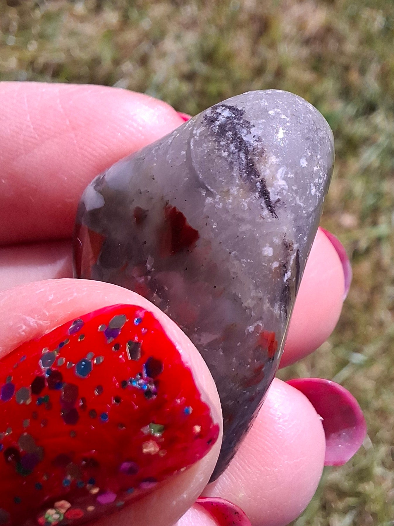 African Blood Stone, Tumble Stone, Crystal (Ref: T177)