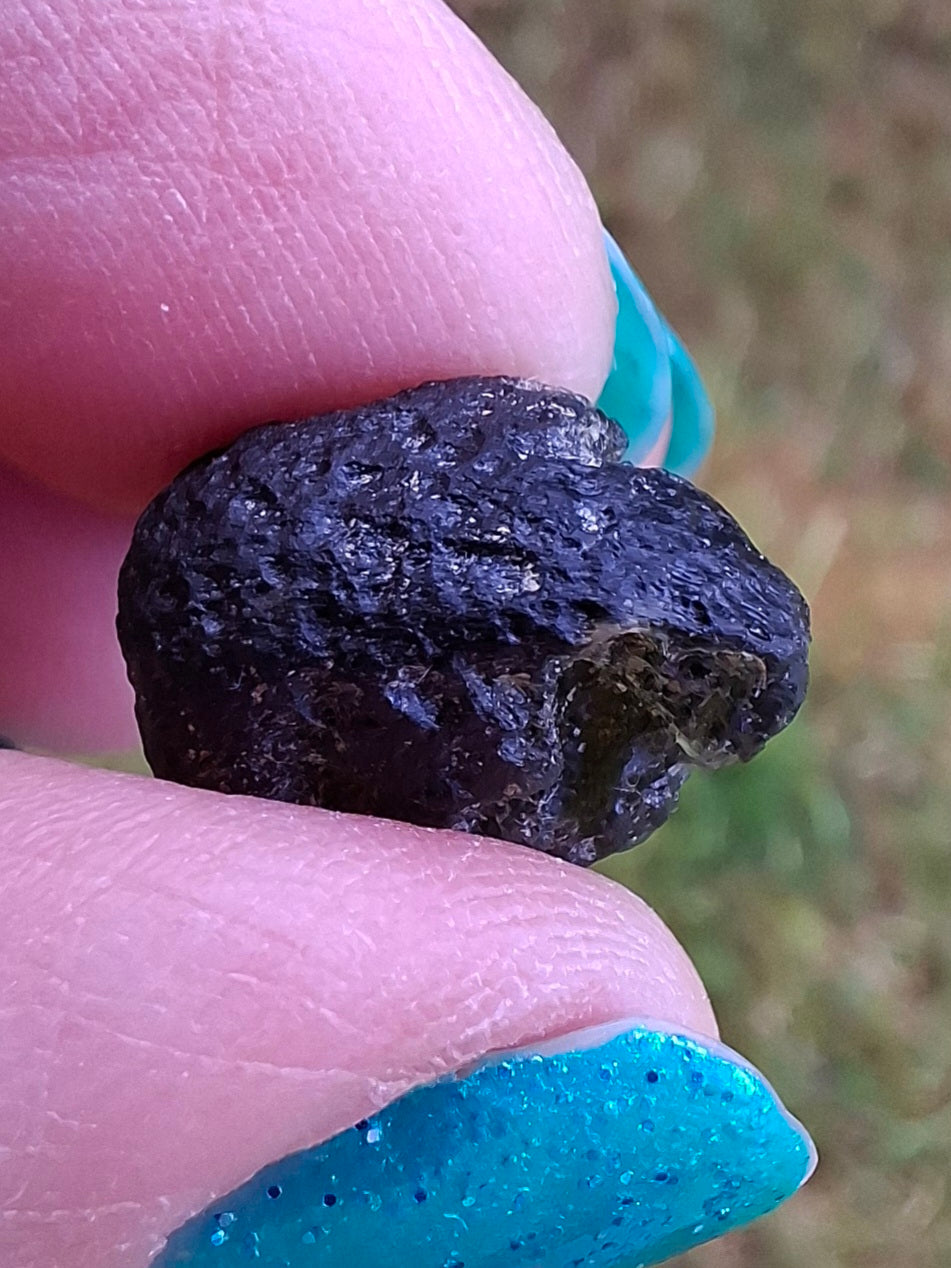 Moldavite Piece, 2.34g, Tektite (Ref: 1414)
