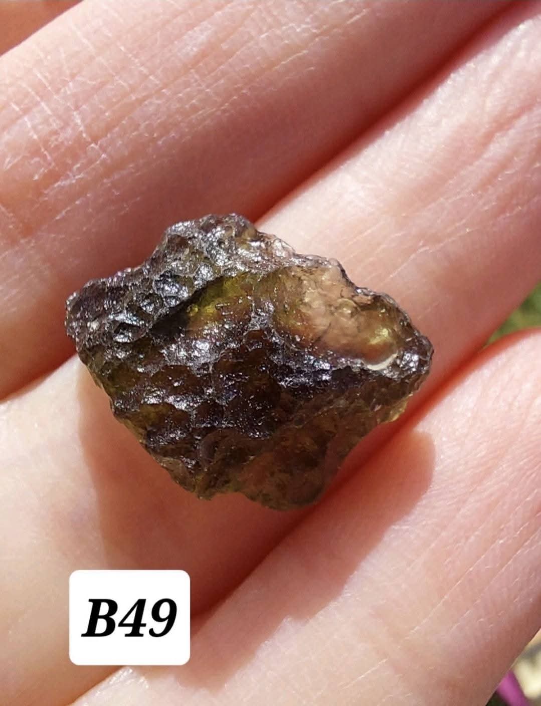 Moldavite Piece, 1.48g, Tektite (Ref: B49)