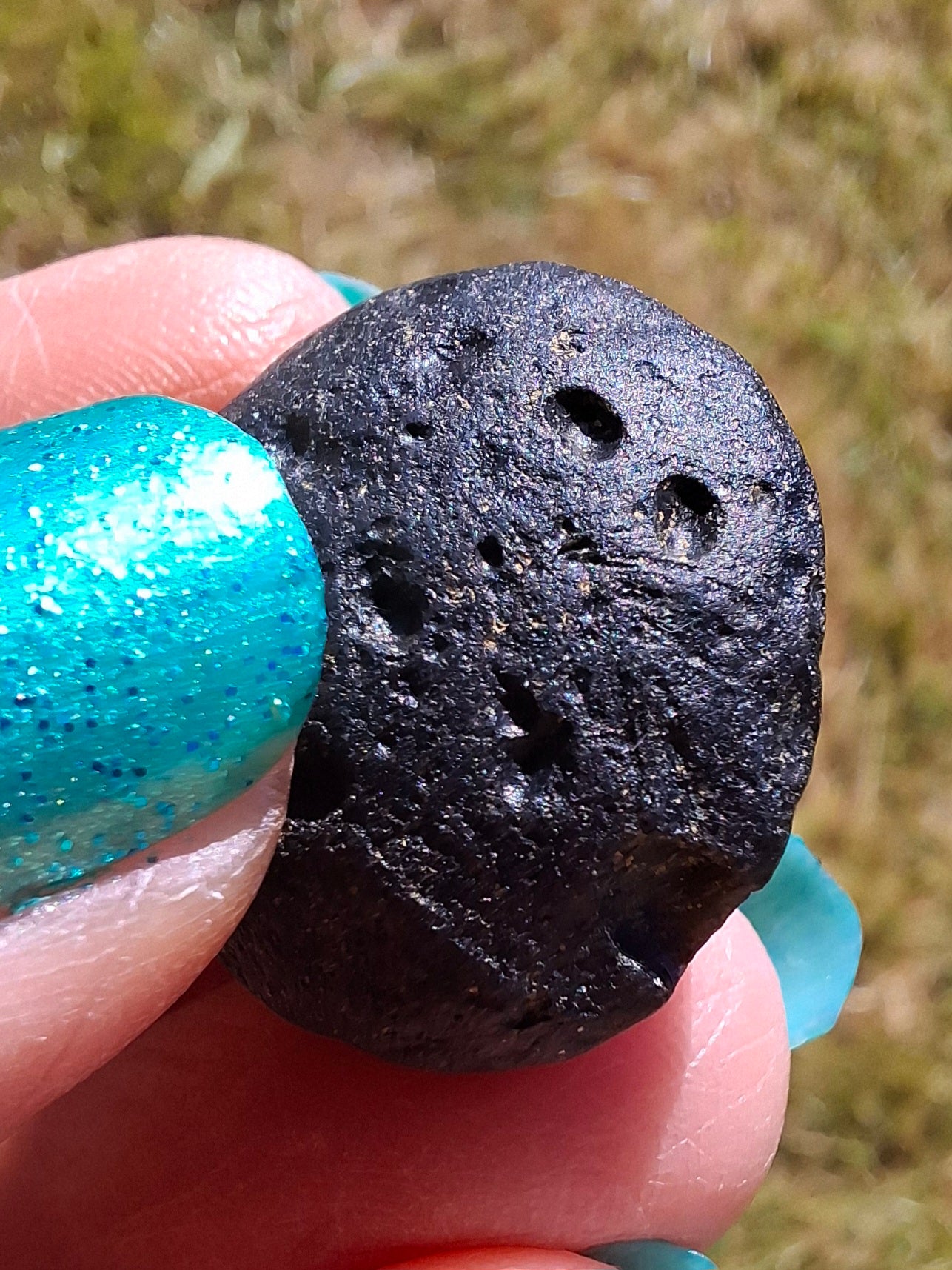 Philippinite (Rizalite), 7.48g, Tektite