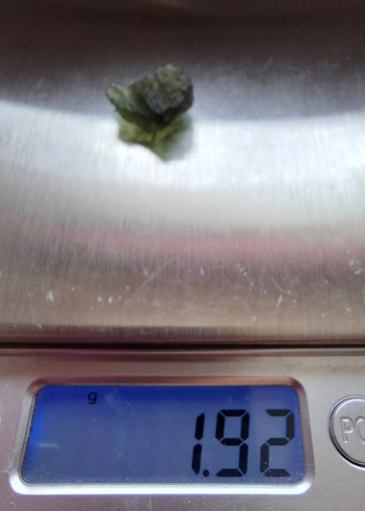 Moldavite Piece, 1.92g, Tektite (Ref: 1426)