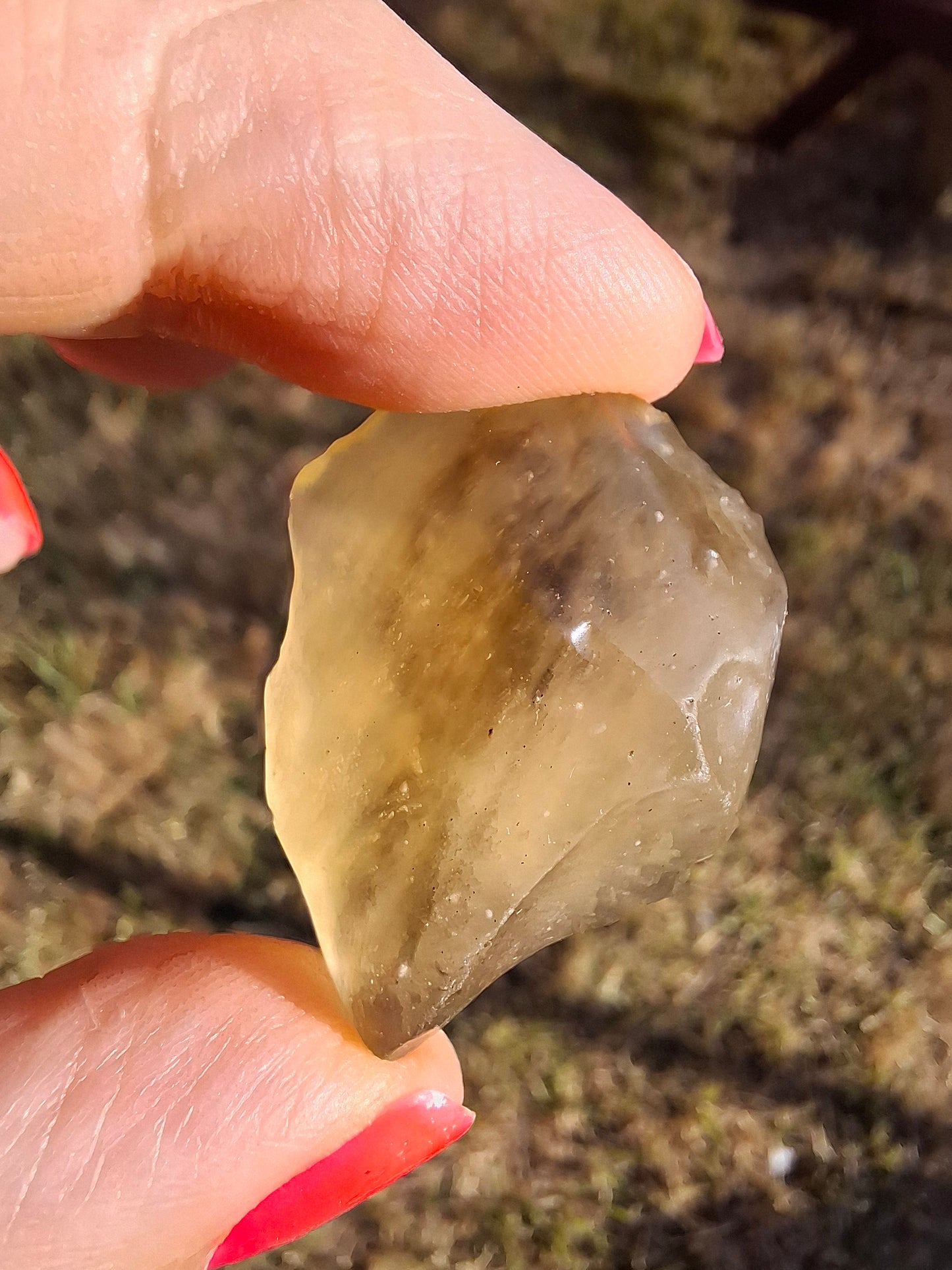 Libyan Desert Glass (darker) Piece, 12.00g, Tektite (Ref: L1377)