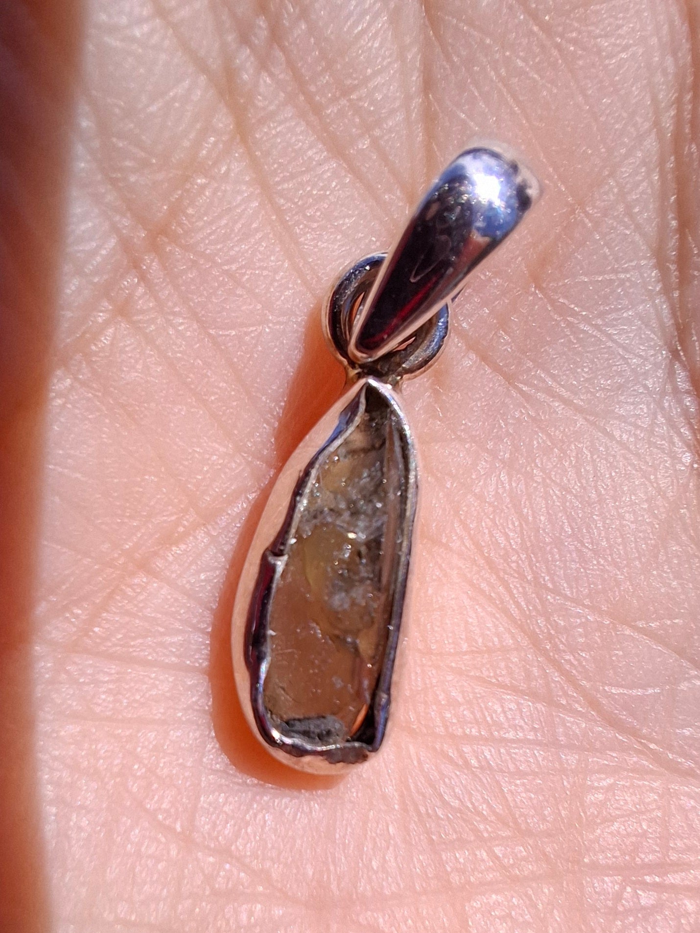 Moldavite Pendant, 925 Silver, Tektite (Ref: P95)