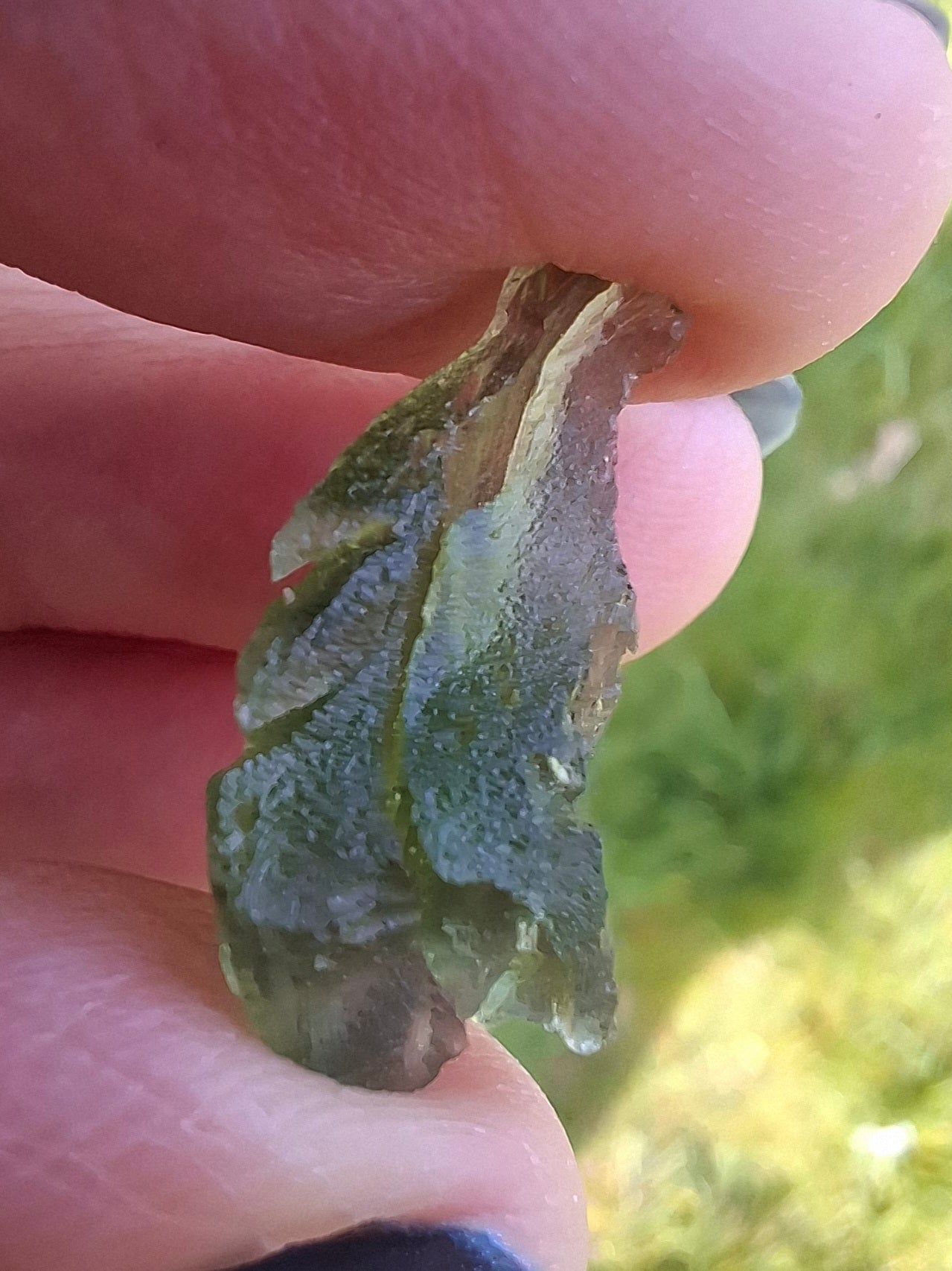 Moldavite Piece, 1.94g, Tektite (Ref: 1390)