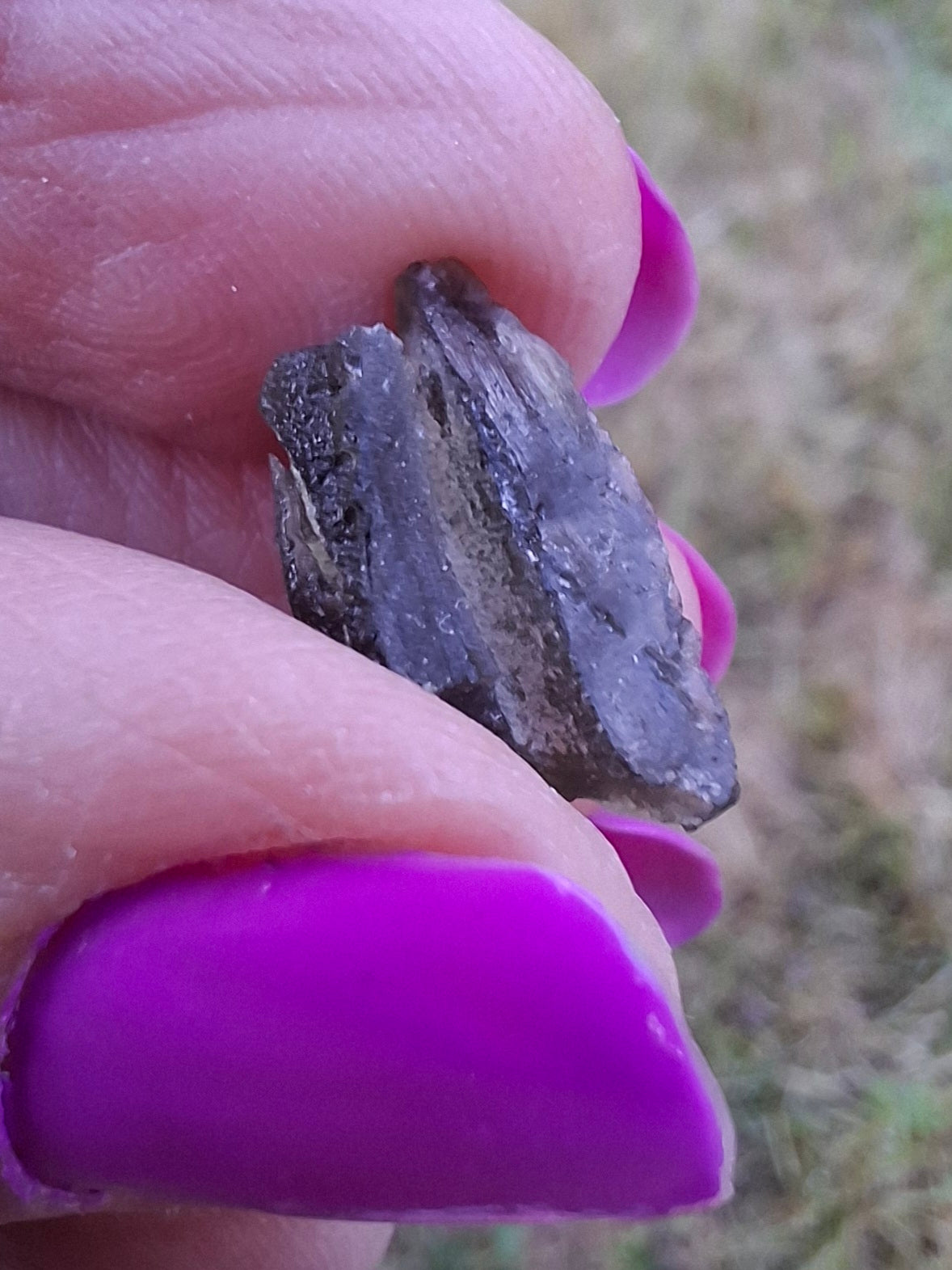 Moldavite Piece, 1.20g, Tektite (Ref: 1440)