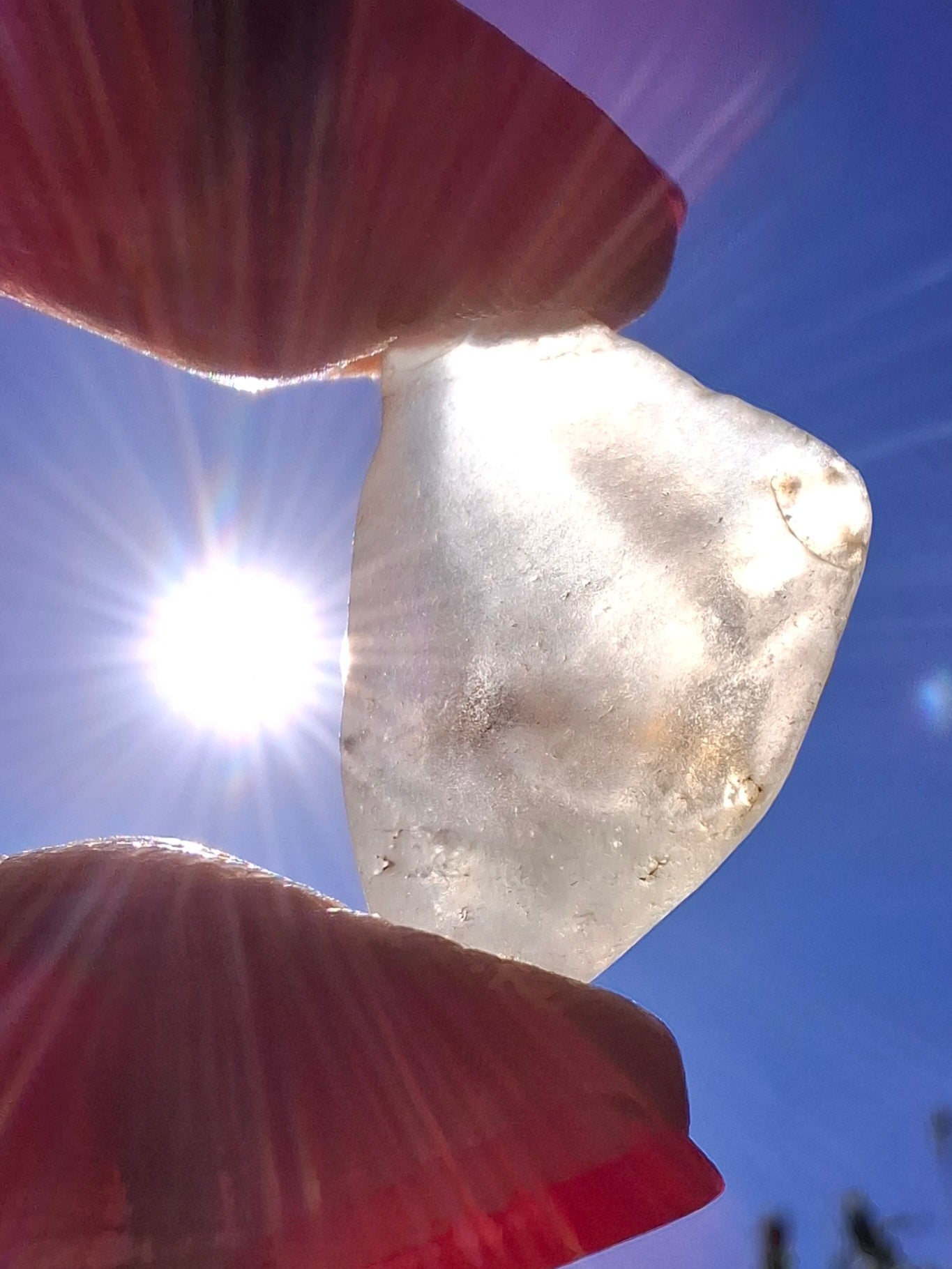 Libyan Desert Glass Piece, 2.80g, Tektite (Ref: LE274)