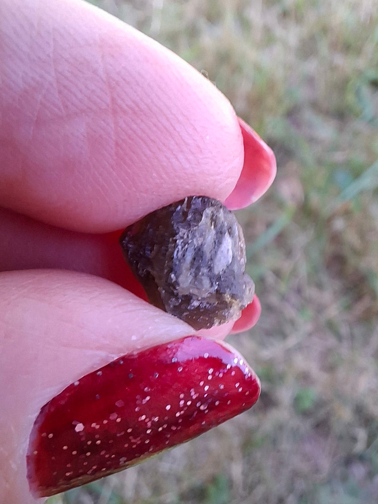Moldavite Piece, 0.59g, Tektite (Ref: 1472)