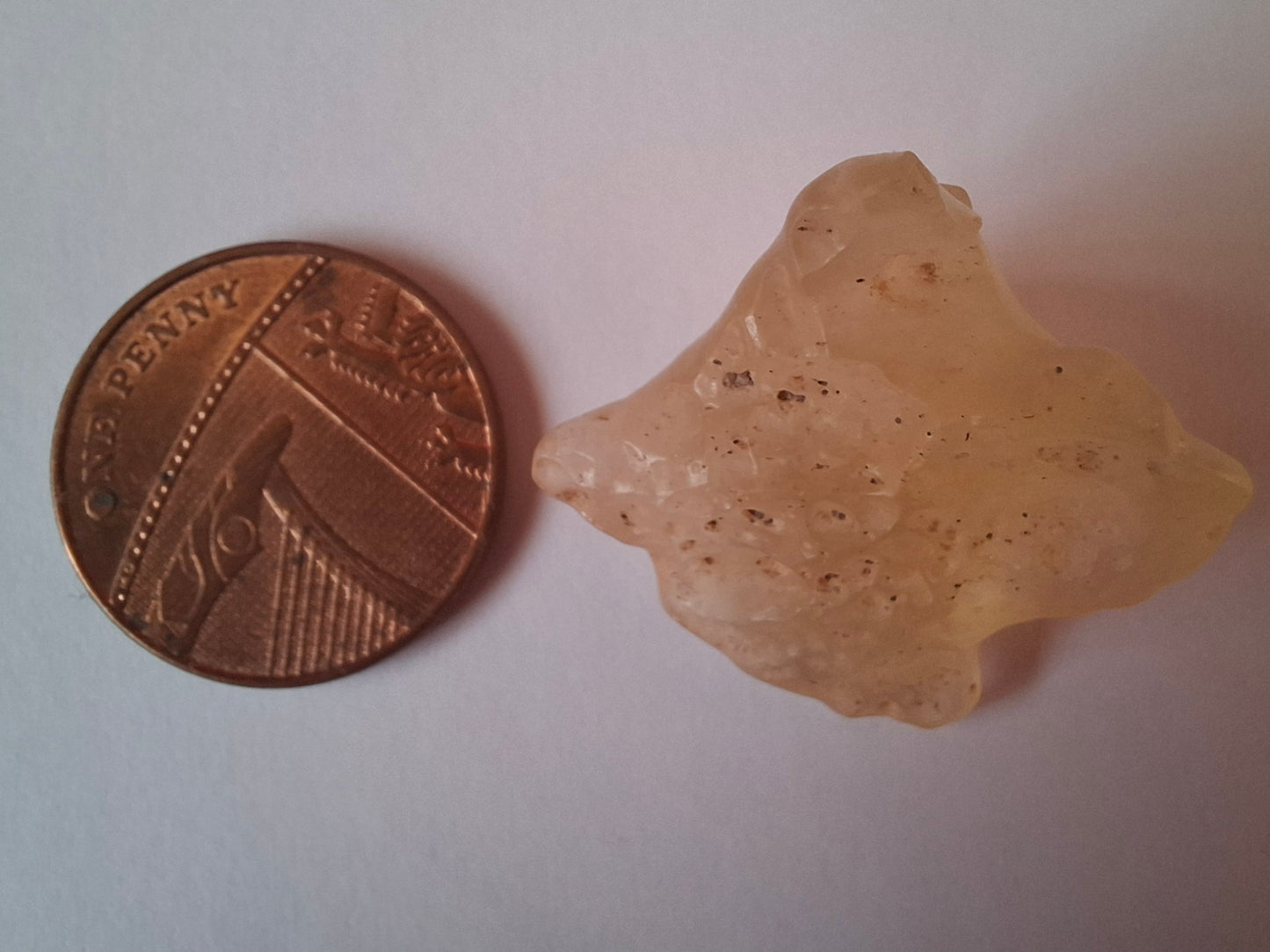 Libyan Desert Glass Piece, 5.68g, Tektite (Ref: LE258)