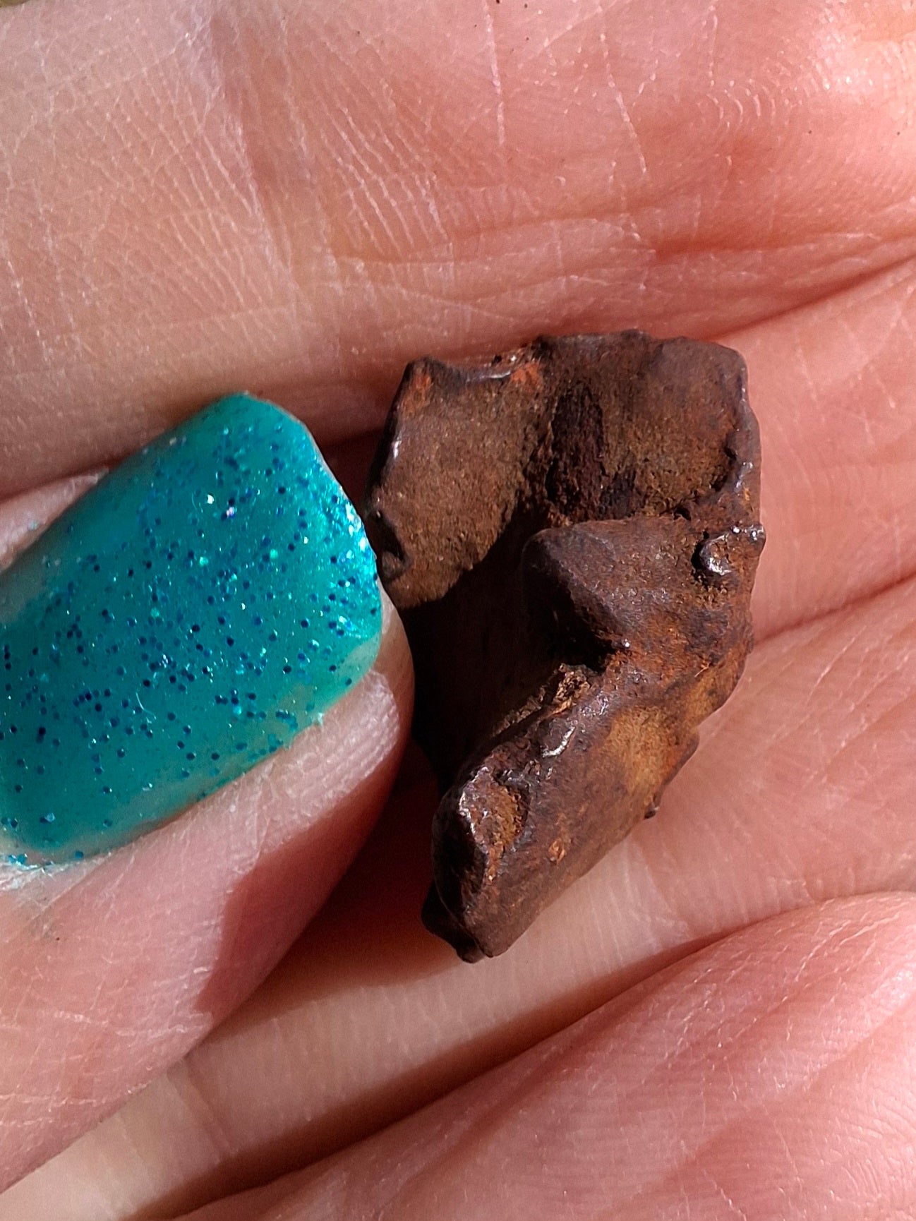 Gebel Kamil Iron Meteorite, 8.29g (Ref: K34)
