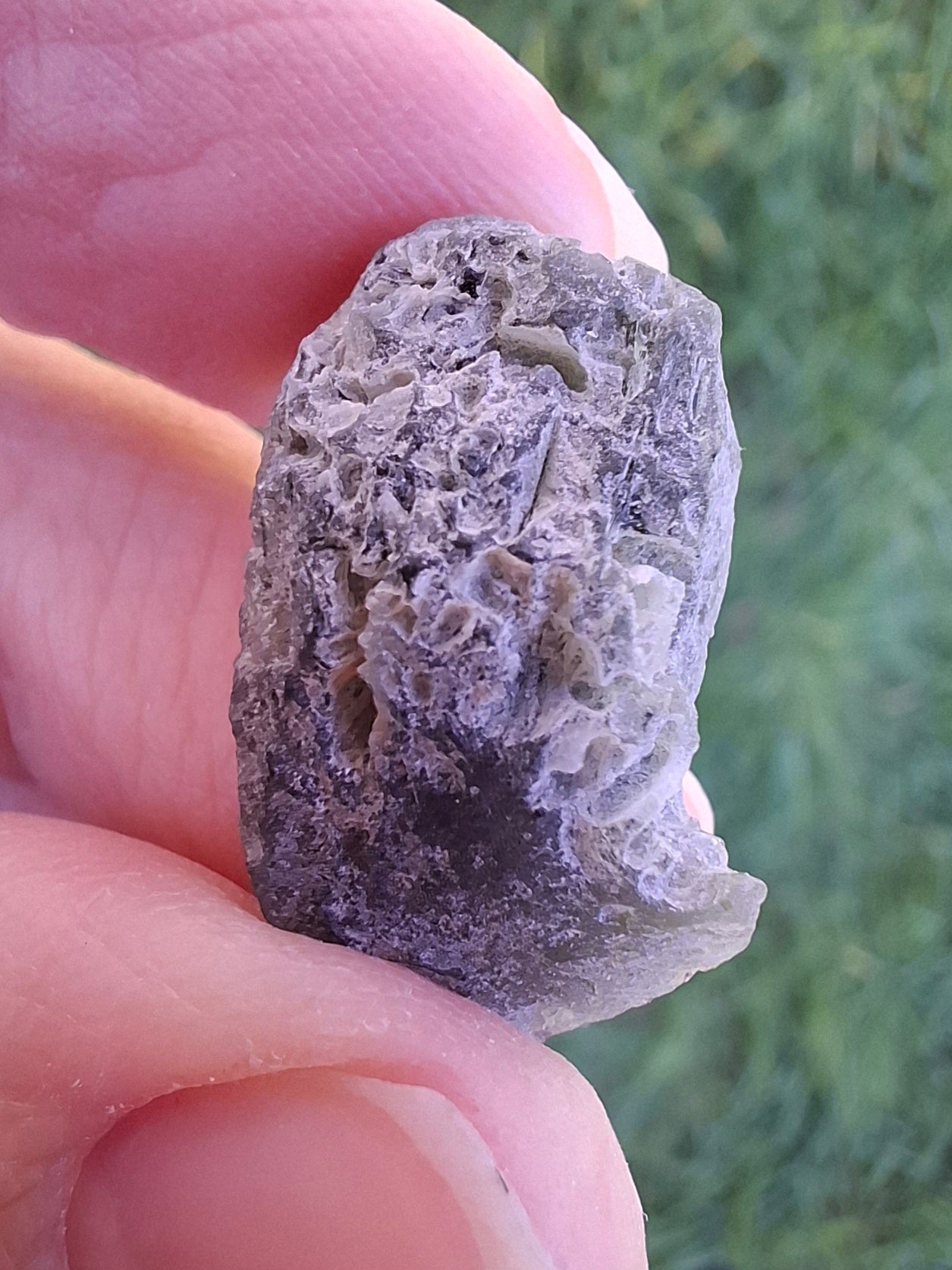 Moldavite Piece, SNOWFLAKE, FROSTED, BARTOCHOV, 4.30g, Tektite (Ref: 1363)