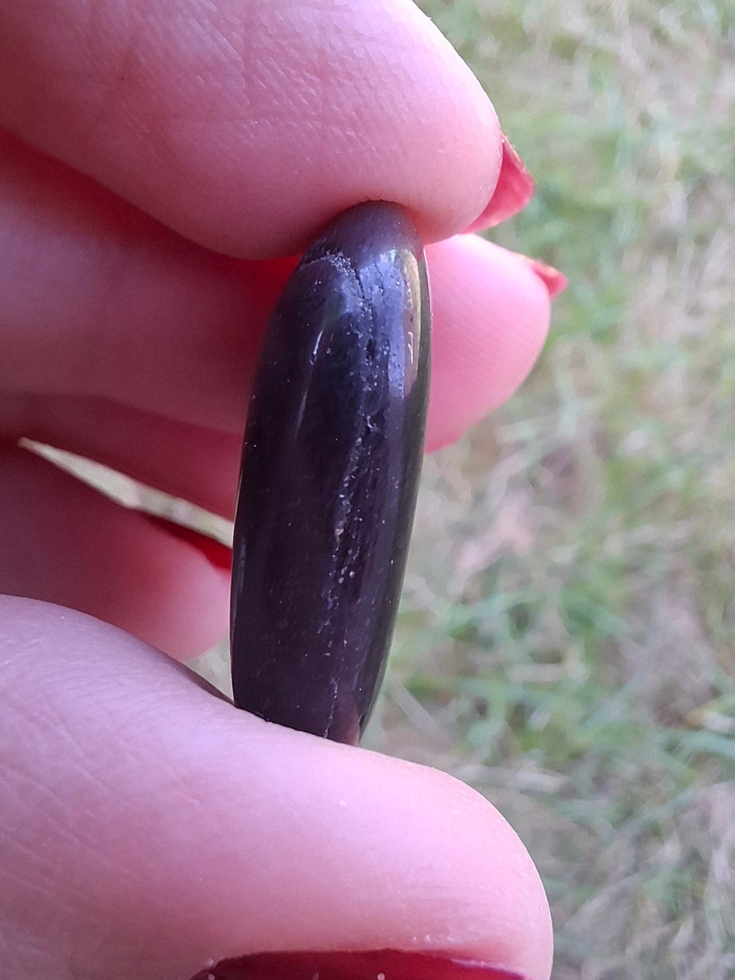Black Tourmaline, Tumble Stone, Crystal (Ref: T218)