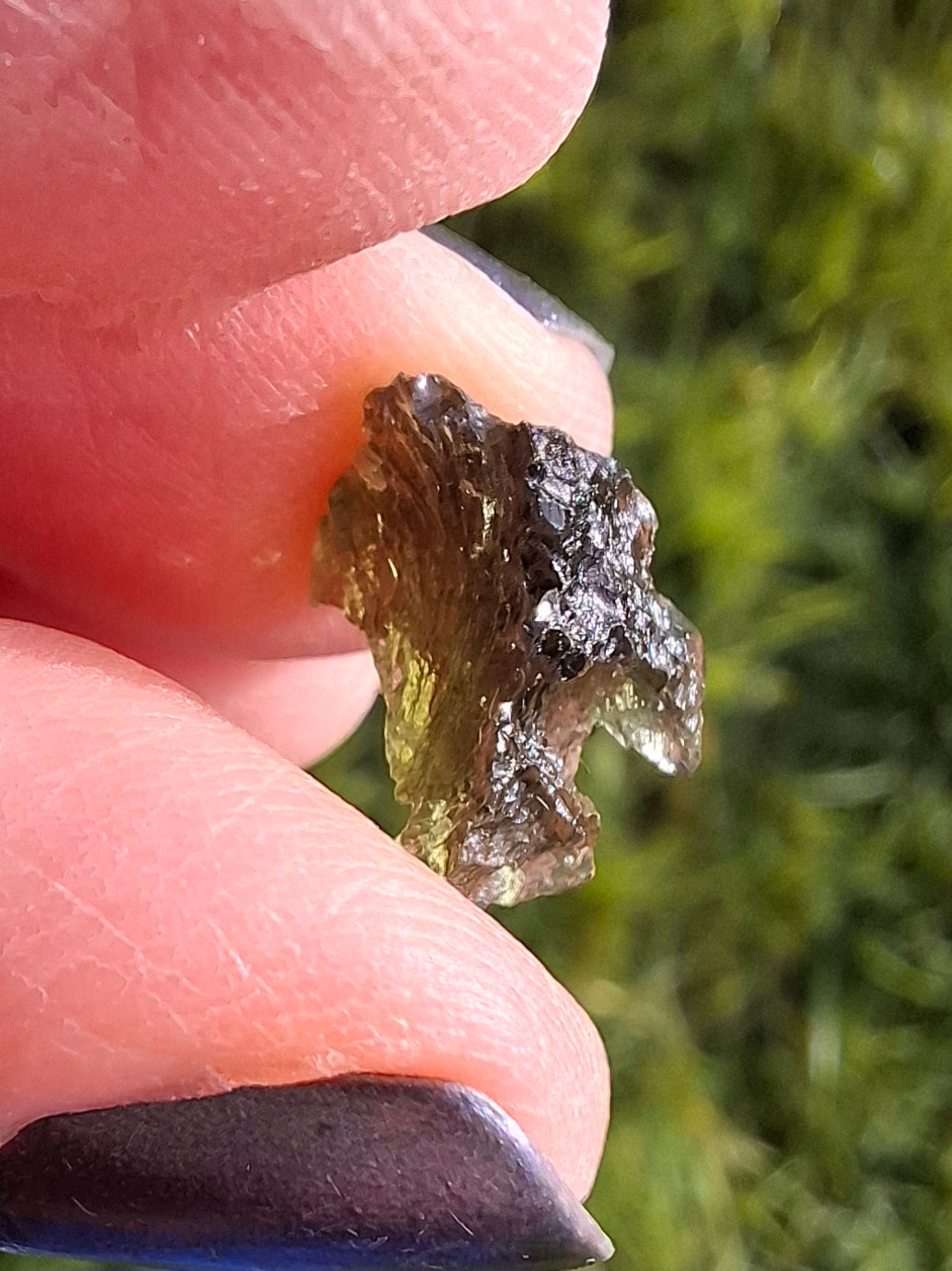 Moldavite Piece, 0.72g, Tektite (Ref: 1379)