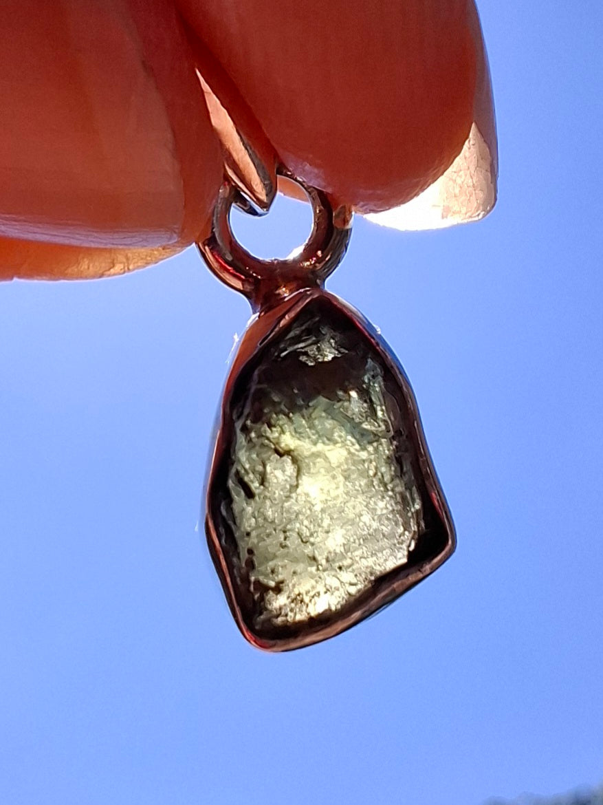 Moldavite Piece, 925 Silver, Tektite (Ref: P54)